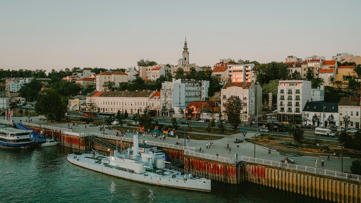 Чем платить в Европе